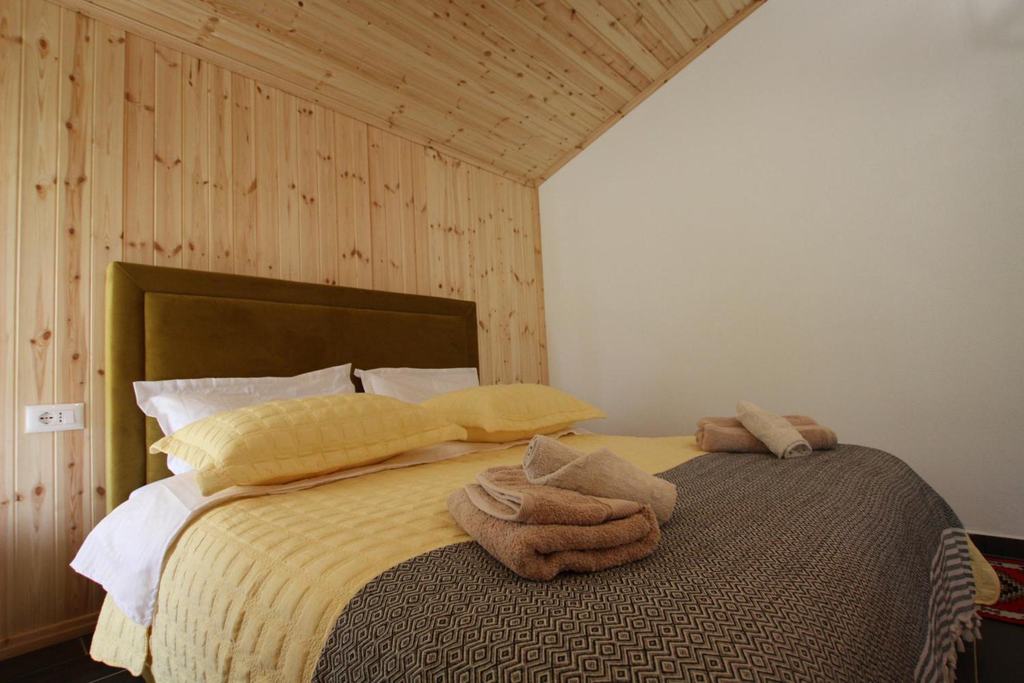 Lugina E Shengjergjit ,Bujtinat Villa Tirana Room photo